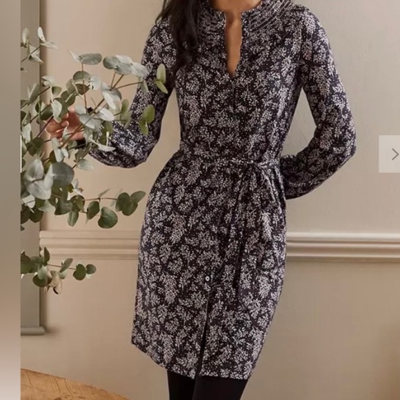 Boden Dresses & Skirts - Boden Black and Pink Long Sleeve Dress